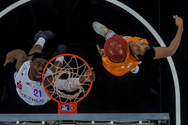 却在赛程中 却在赛程中