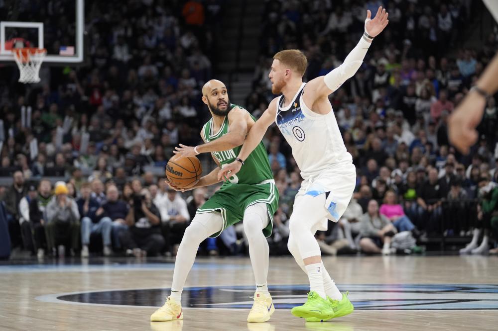 凭借着两粒 凭借着两粒