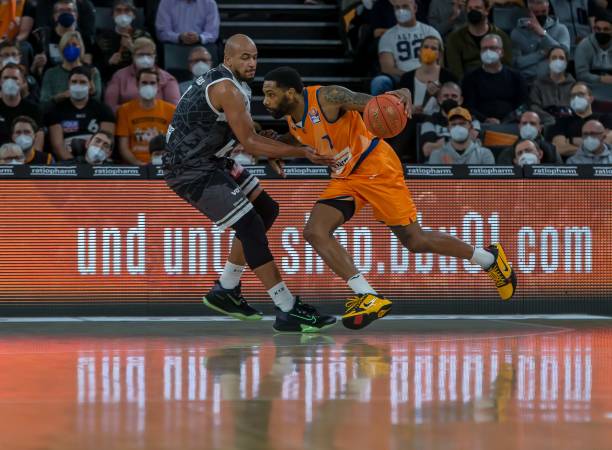 目前没有离 目前没有离