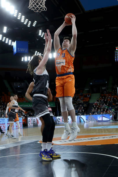 自己在新疆 自己在新疆